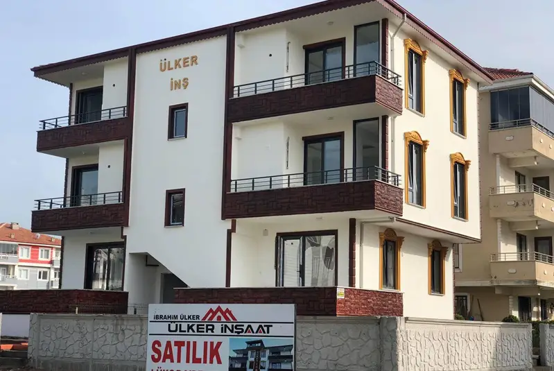 Karasu da satılık 2+1 daire